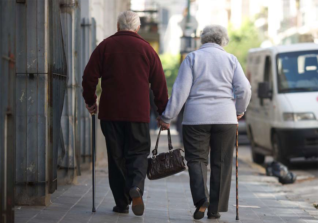 Los servicios integrales para las personas mayores dependientes: Un desafío para el sistema sociosanitario argentino