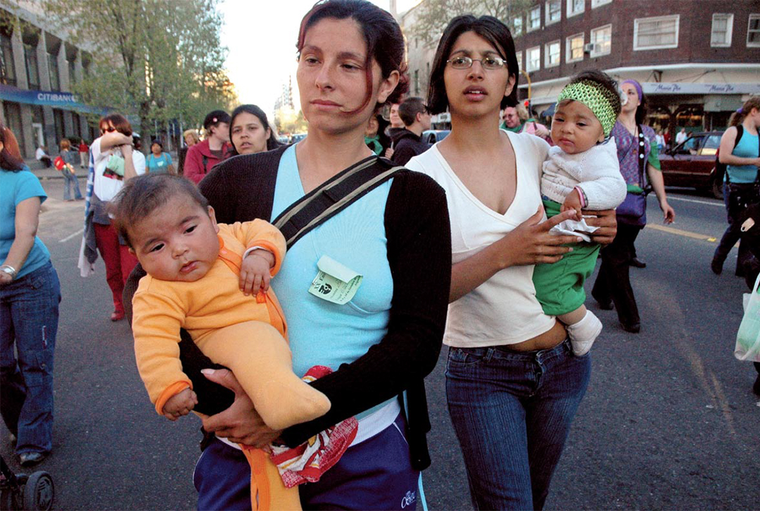 Migraciones y vida familiar entre España y América latina